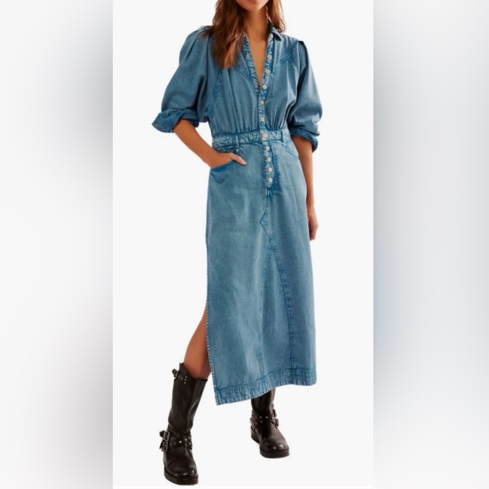 FREE PEOPLE || Mad Love Light Blue Denim Midi Dress. Sz. L